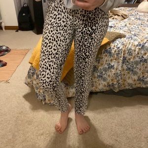 Animal print jeans/jeggings